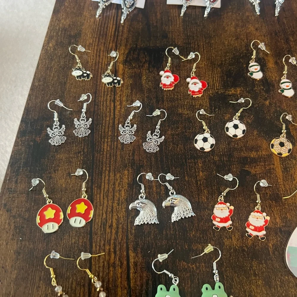 Assorted Earrings Collection - Picture 2 of 6